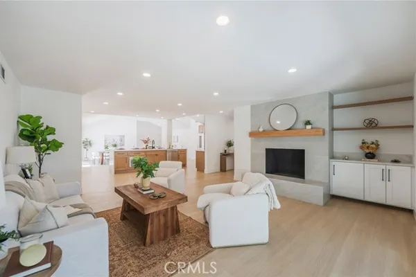 30 SANTA BELLA RD
