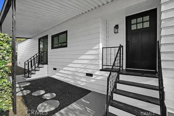 1245 W CIENEGA AVE SPC 183