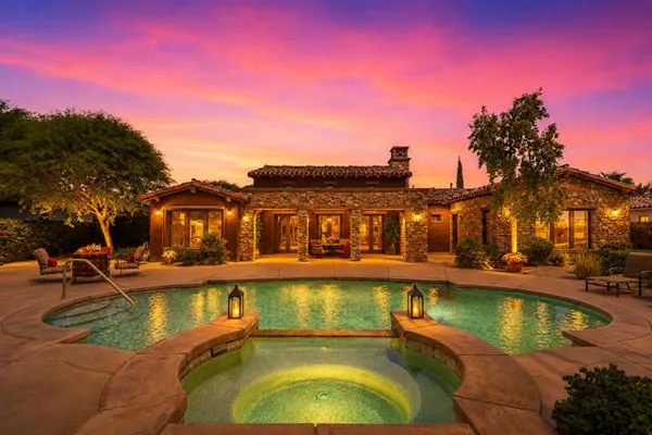 25 CASSIS CIR