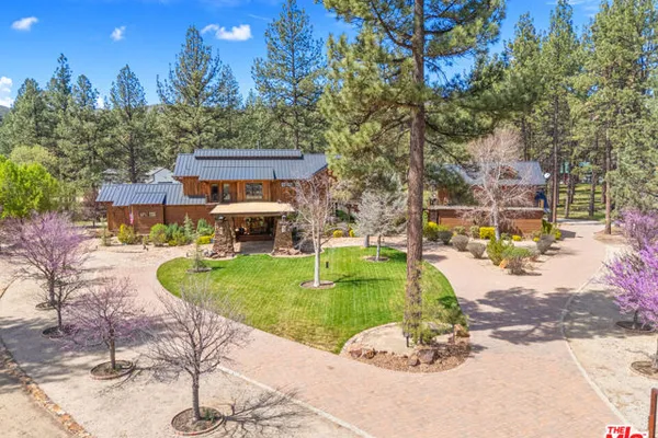 35849 BUTTERFLY PEAK RD