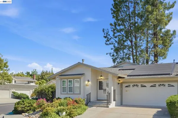 2122 WILMINGTON DR