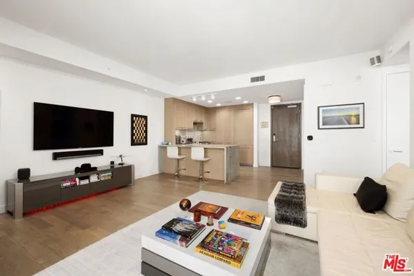 1755 OCEAN AVE 608