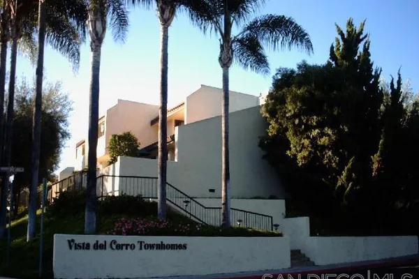 7426 CAMINITO CARLOLTTA