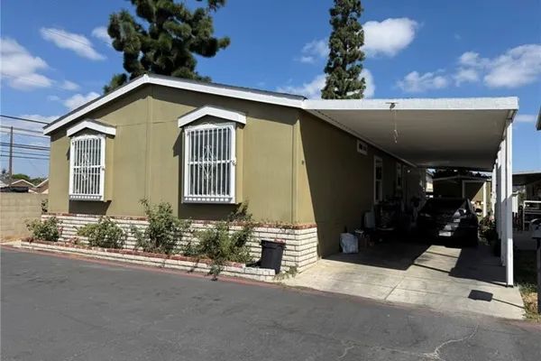 16600 ORANGE AVE SPC 25
