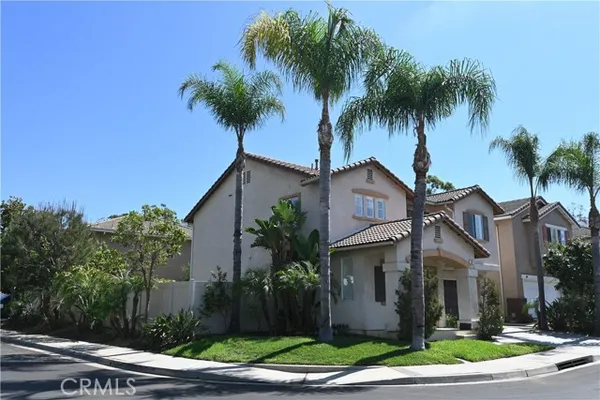 37 AMORET DR