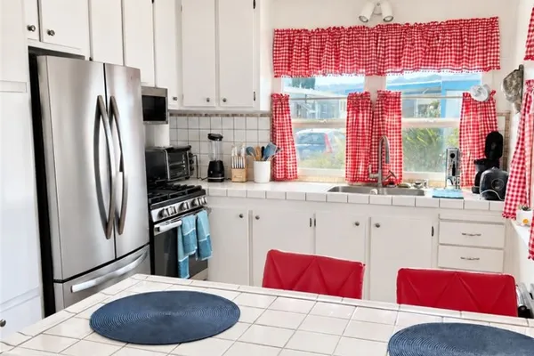 1600 E CLARK AVE SPC 8