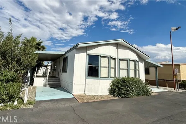 530 W DEVONSHIRE AVE SPC 36