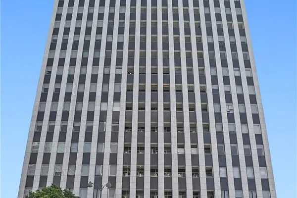 3810 WILSHIRE BLVD 1009