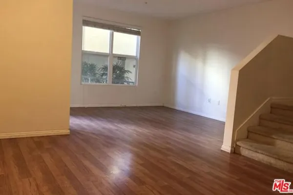 68 E BAY STATE ST 1H