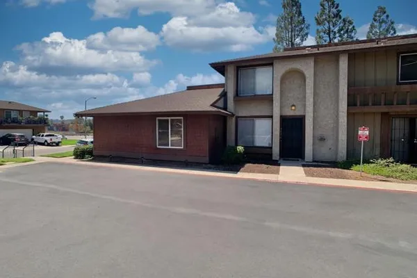 319 SUN CT