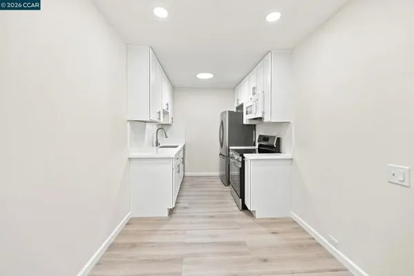 1236 WALKER AVE 306