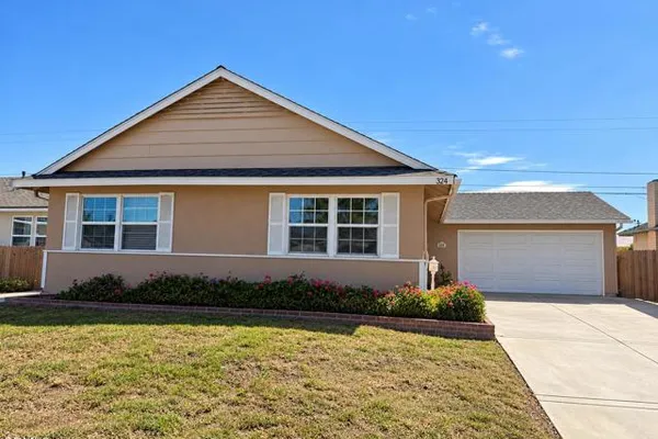 324 S BROOKSHIRE AVE