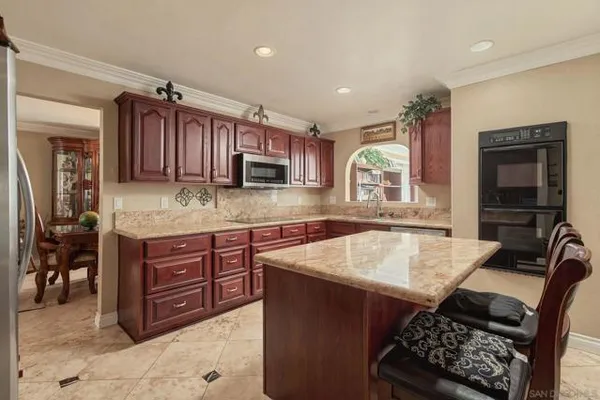 11322 SURCO DR