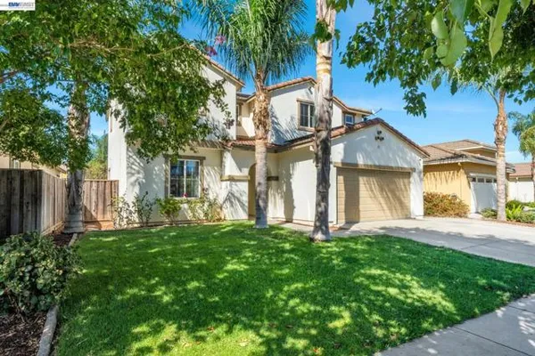 2142 HARBORAGE WAY