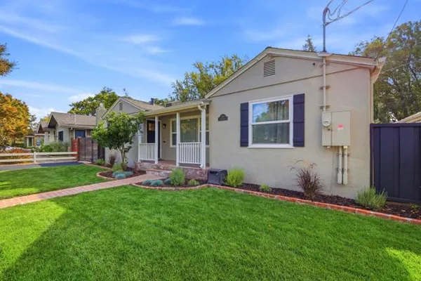 2297 RADIO AVE