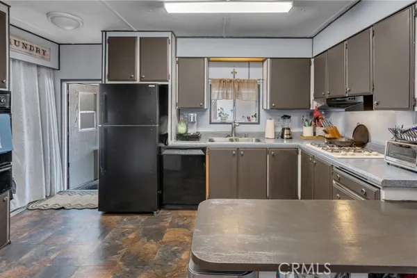 1205 CYPRESS ST SPC 162