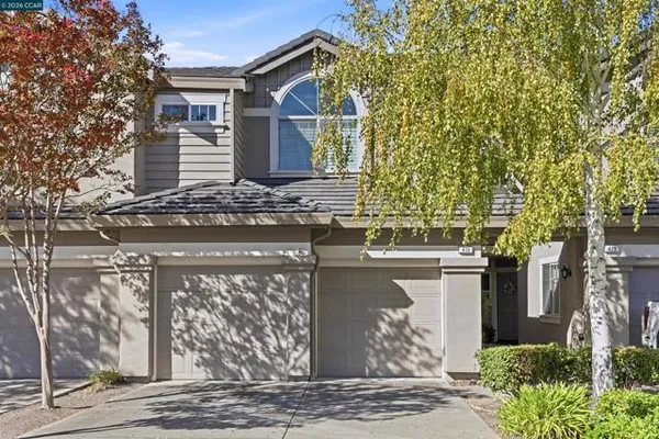 419 SUTTON CIR