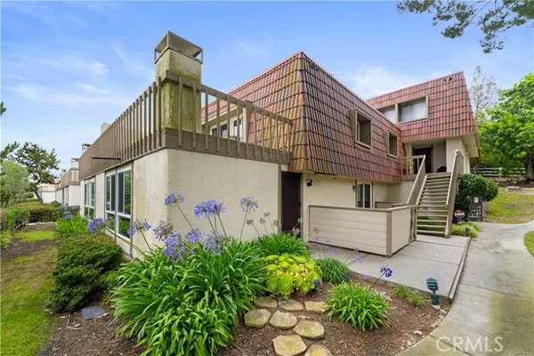 1 CRESTA VERDE DR