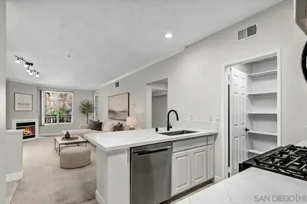 10848 SCRIPPS RANCH BLVD 205