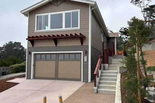 599 ALTO AVE