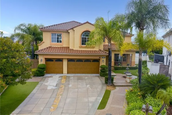 6137 RIDGEMONT CIR