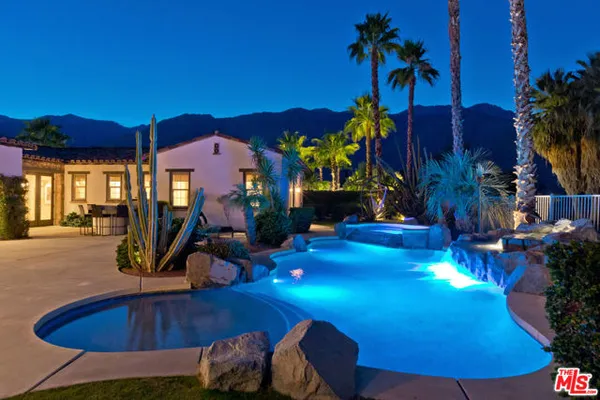 1062 BELLA VISTA