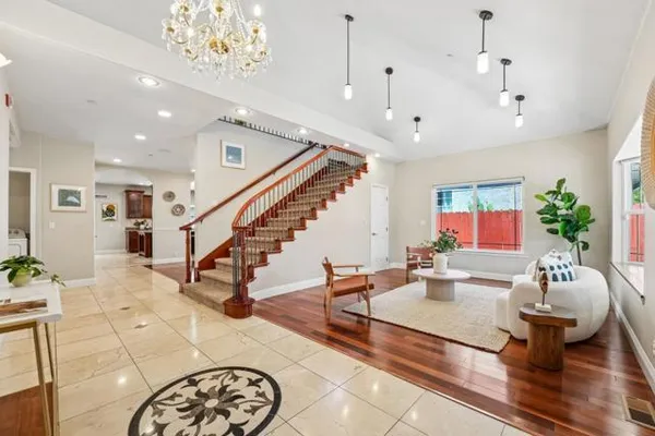 421 ESCOBAR ST