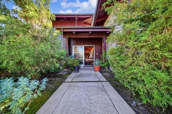 7434 RIVER NINE DR