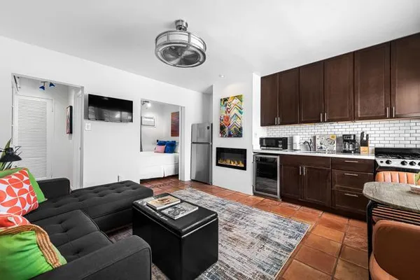 314 E STEVENS RD 2
