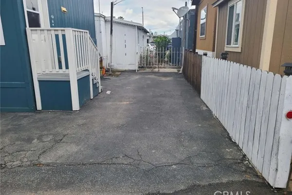 11825 WASHINGTON 18