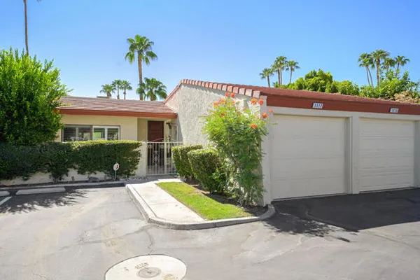 1117 S LA VERNE WAY