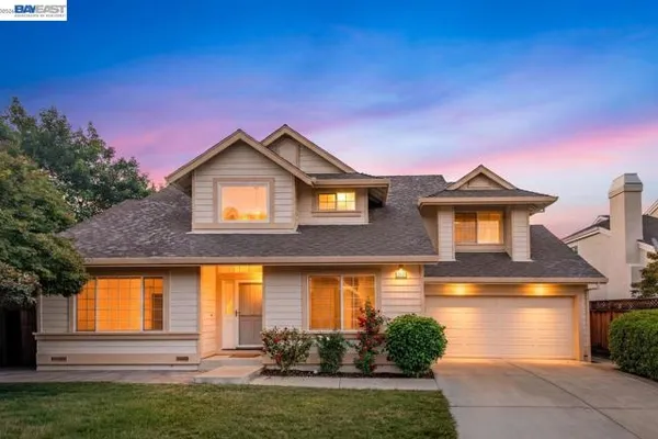 282 DEL VALLE CT