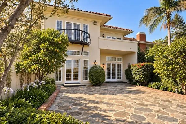 2282 CANYONBACK RD