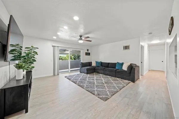 598 TELEGRAPH CANYON RD D