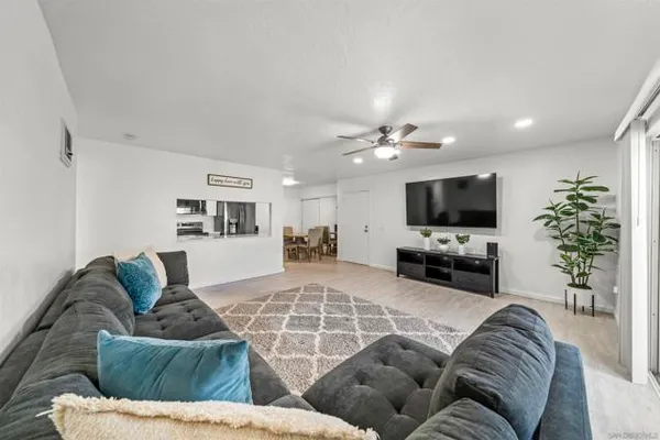 598 TELEGRAPH CANYON RD D