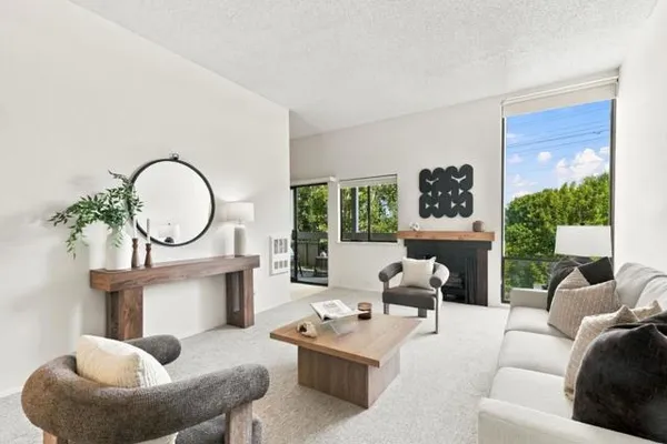 1170 FOSTER CITY BLVD 308