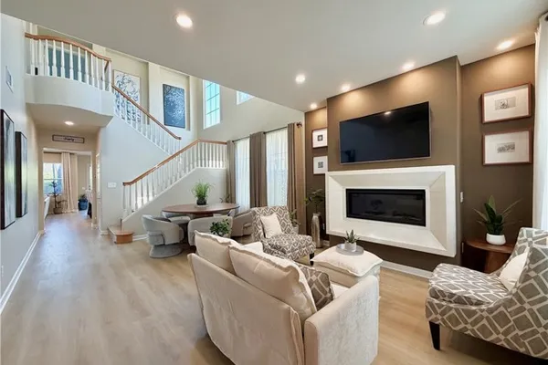 2559 SUNFLOWER ST