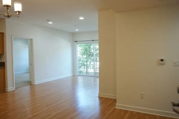 2311 W 10TH ST 203