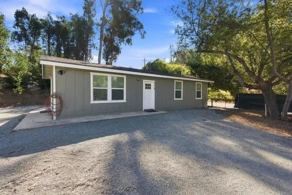 319 ECHO VALLEY RD