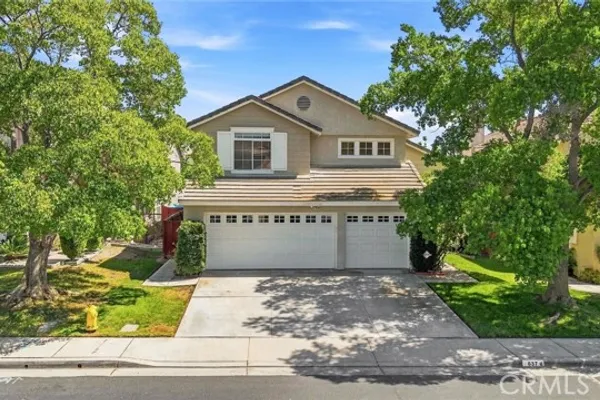 637 AVONDALE DR