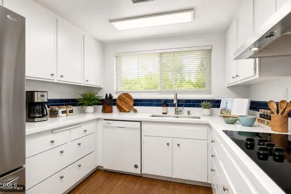 3600 REGATTA PL