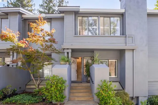 1655 GEARY RD 21