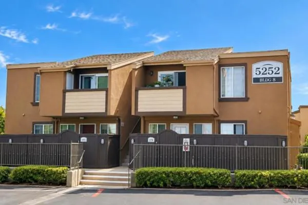 5252 BALBOA ARMS DR 286