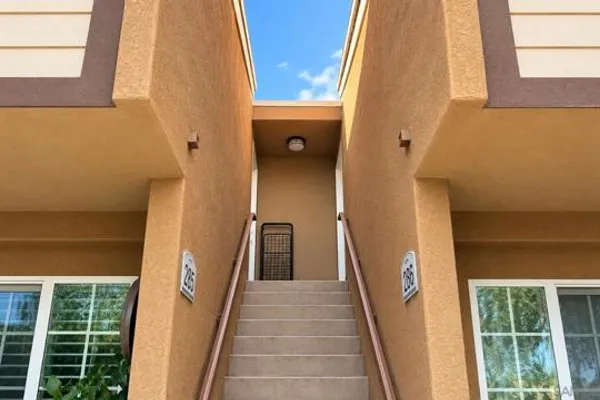 5252 BALBOA ARMS DR 286