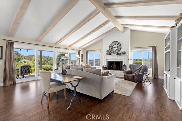 3237 CANONITA DR