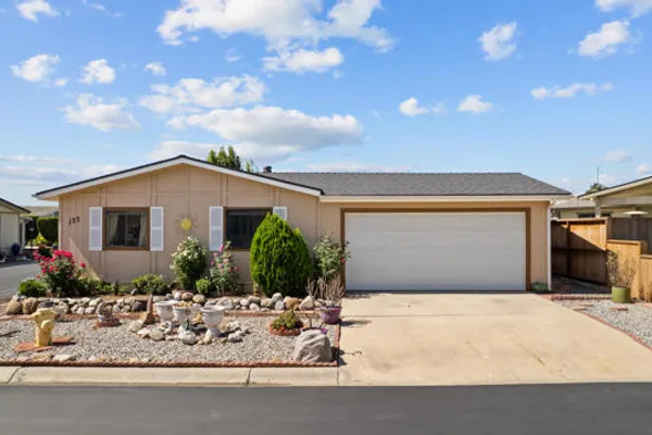 975 W TELEGRAPH RD SPC 122