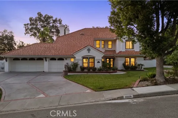 22239 ROLLING RIDGE DR