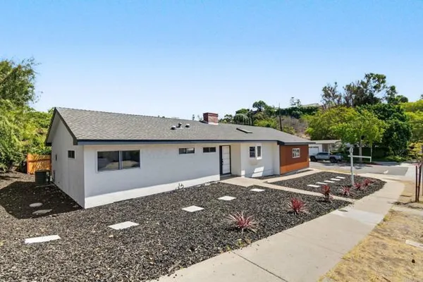 4911 CAMPANILE DR