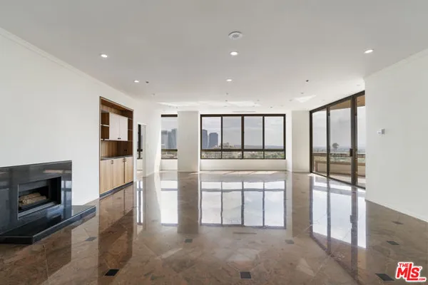 10430 WILSHIRE BLVD 606