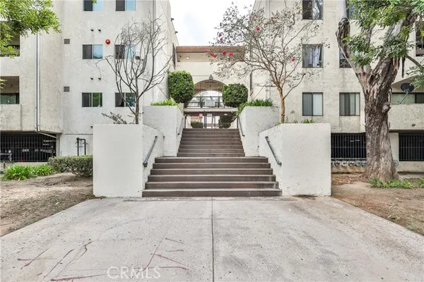 700 W 3RD ST A110